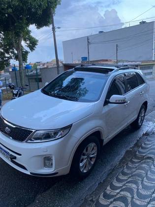 KIA SORENTO 3.5 V6 GASOLINA EX 7L 4WD AUTOMÁTICO KIA SORENTO 3.5 V6 GASOLINA EX 7L 4WD AUTOMÁTICO